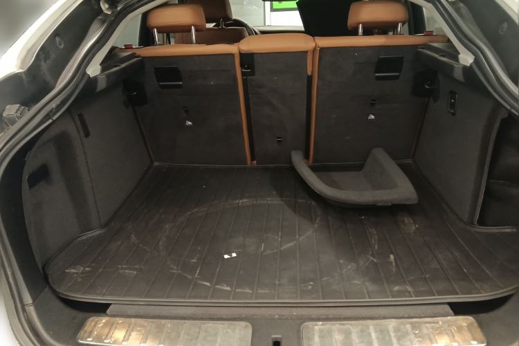 Used BMW X4 2014 xDrive20i X Design Package Trunk