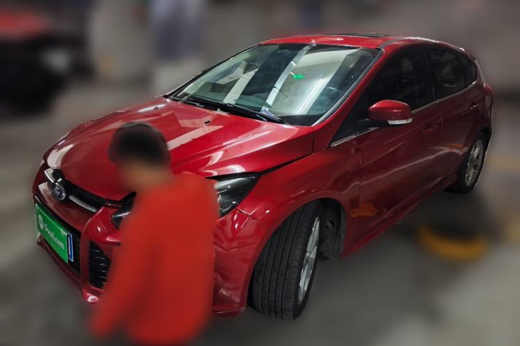 Used Ford Focus 2012 Hatchback 2.0L Automatic Luxury Sport Model