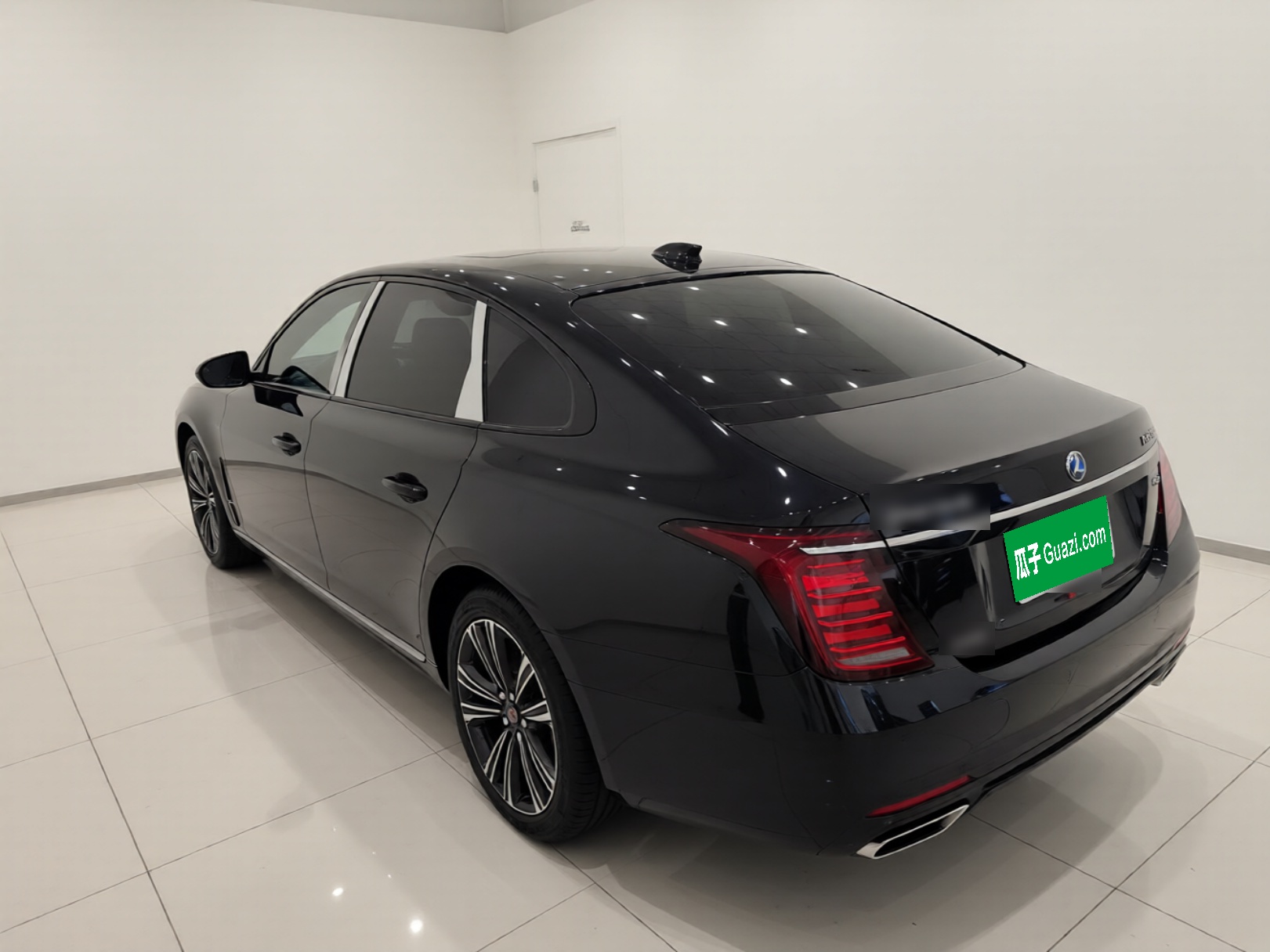 Hongqi H9 2024 2.0T Qichang Private Enjoyment Luxury Edition — снимка 4