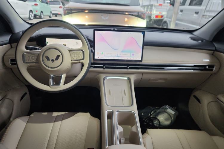 Used Wuling Bingo S 2025 Model 430km Deluxe Edition