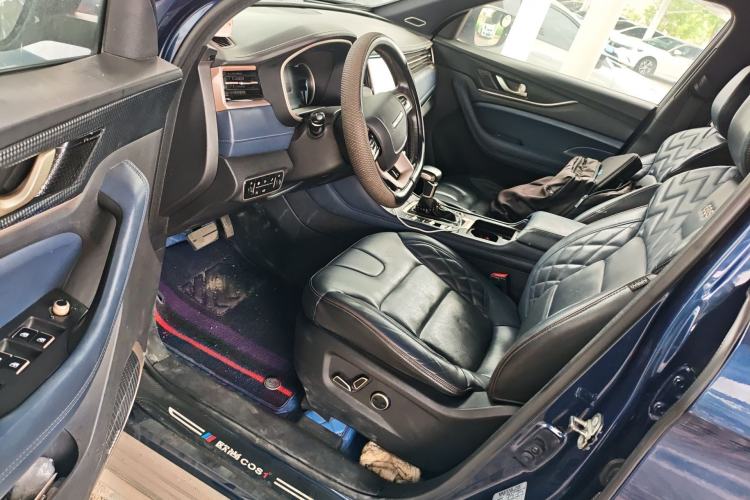 Used CHANGAN OSHAN COS1 2018 1.5T Automatic Smart 7-Seater Driver Seat