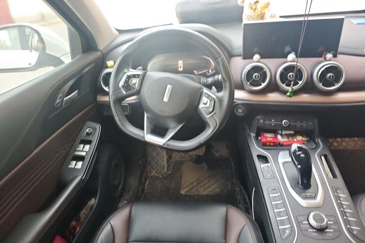 Used Wey VV5 2020 1.5T Two-Wheel Drive Smart Pioneer Steering Wheel