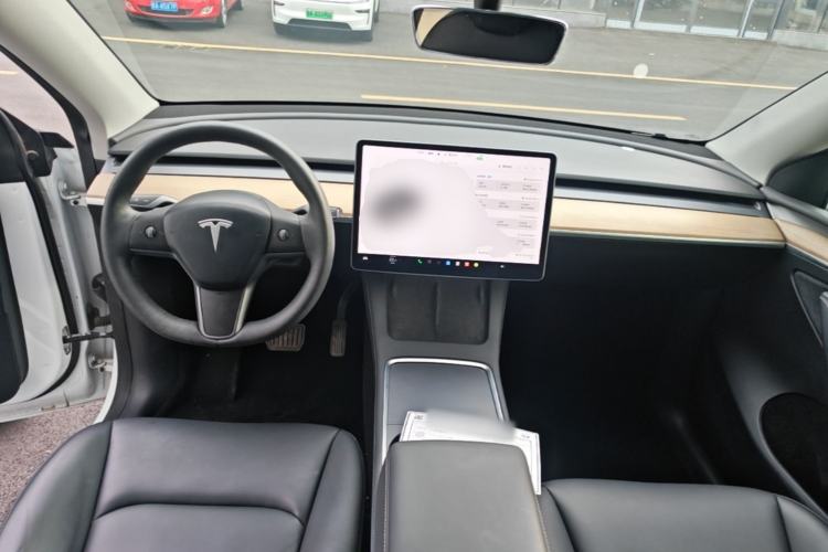 Used Tesla Model Y 2021 Long-Range All-Wheel-Drive Version