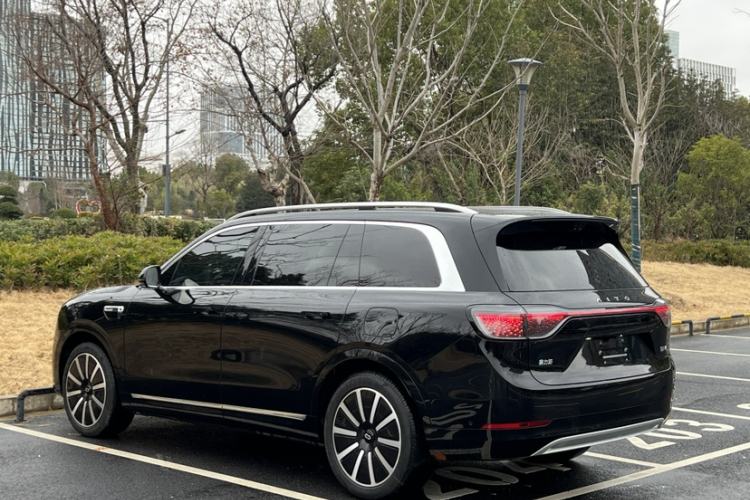 Used Hima AITO M9 2025 Extended-Range Ultra Version 52 kWh 6-Seater
