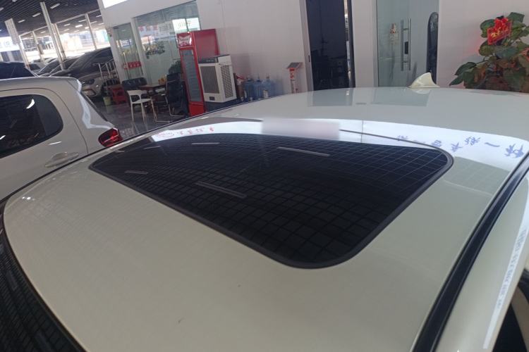 Used Infiniti Q50L 2018 2.0T Enjoyment Version China VI Standard
