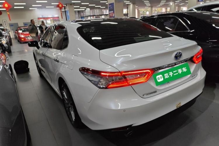 Used Toyota Camry 2019 Dual-Engine 2.5 HG Luxury Edition China V Standard Exterior 2