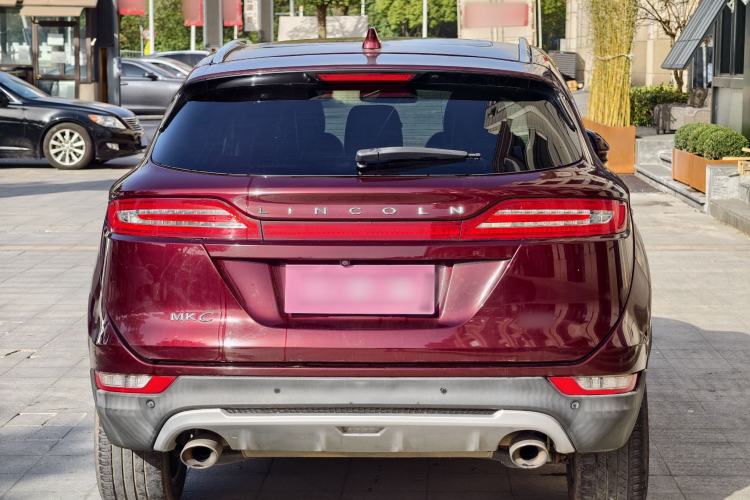Used Lincoln MKC 2017 2.0T Two-Wheel Drive Deluxe Edition