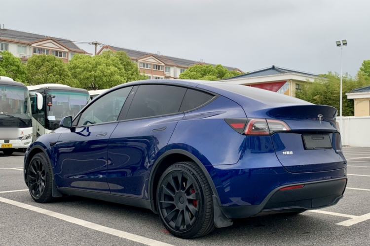 Used Tesla Model Y 2021 Long-Range All-Wheel-Drive Version