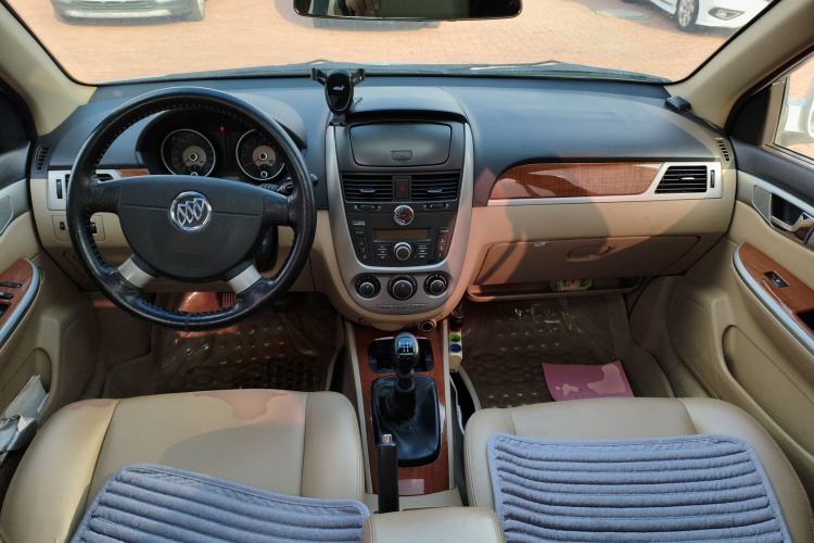 Used Buick Excelle 2013 1.5L Manual Luxury Model