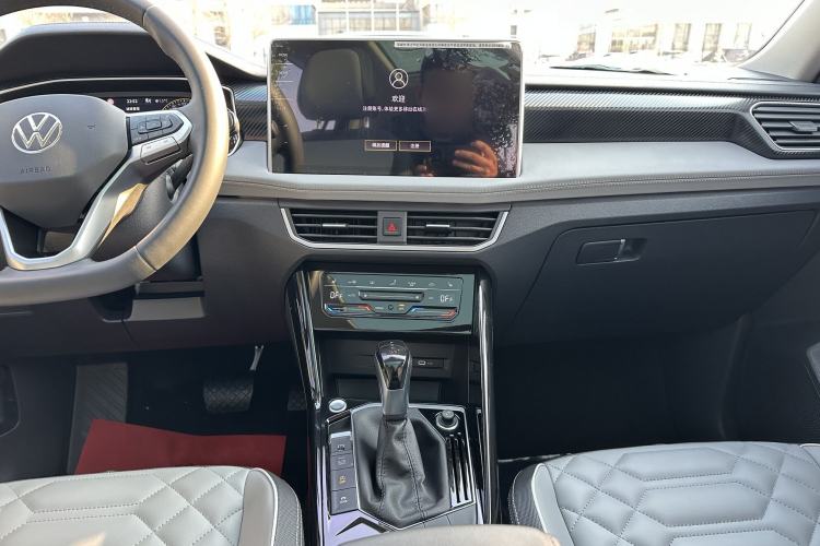 Used Volkswagen Tayron 2023 280TSI Two-Wheel-Drive Luxury Plus Advanced Version Interior 2