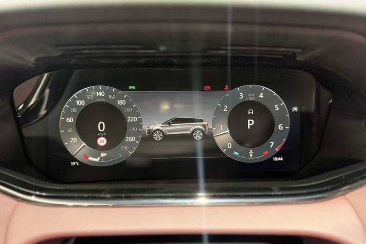 Used Land Rover Range Rover Evoque 2023 Aurora L 249 PS Luxury Edition
