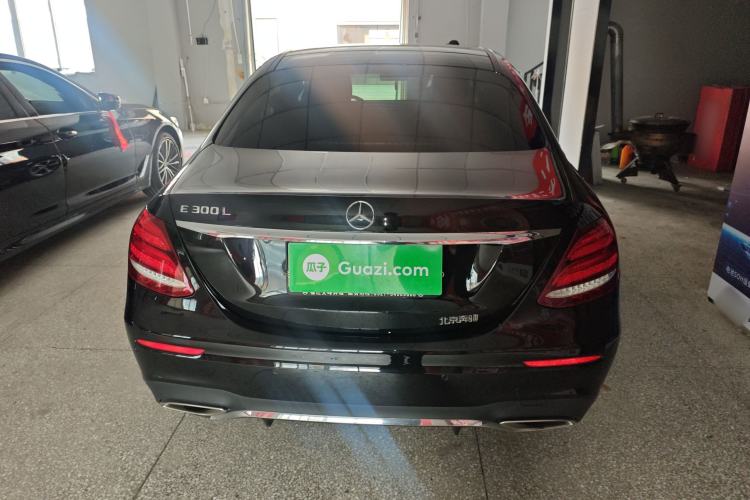 Used Mercedes-Benz E-Class 2019 E 300 L Sporty and Stylish Model
