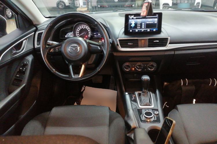 Used Mazda Mazda 3 Axela 2019 Cloud-Control Edition Hatchback 1.5L Automatic Comfort Model China VI Standard
