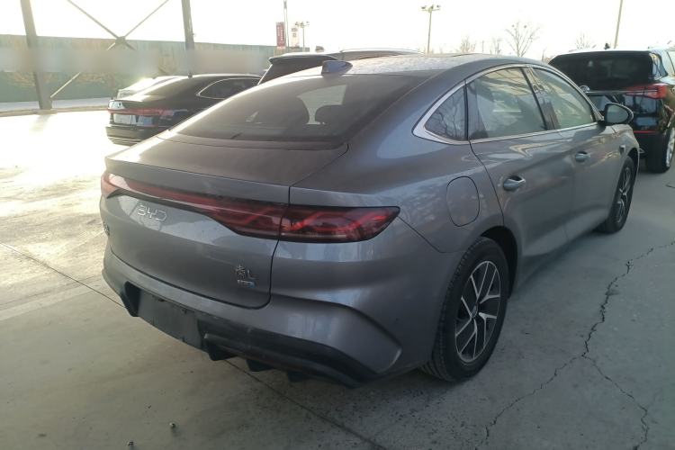 Used BYD Qin L 2025 DM-i Smart Drive 120KM Superior Model
