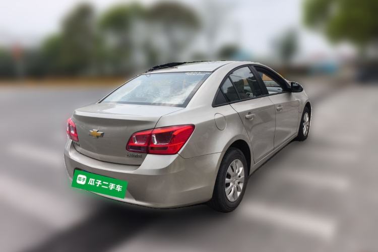 Used Chevrolet Cruze 2015 1.5L Classic SL MT Rear Right 45 Deg