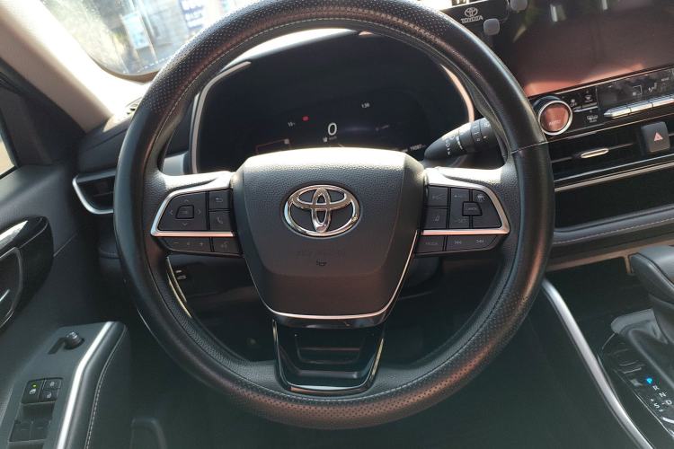 Used Toyota Highlander 2024 2.5L Smart e-Power Dual-Motor All-Wheel-Drive Elite Version – 7 Seats