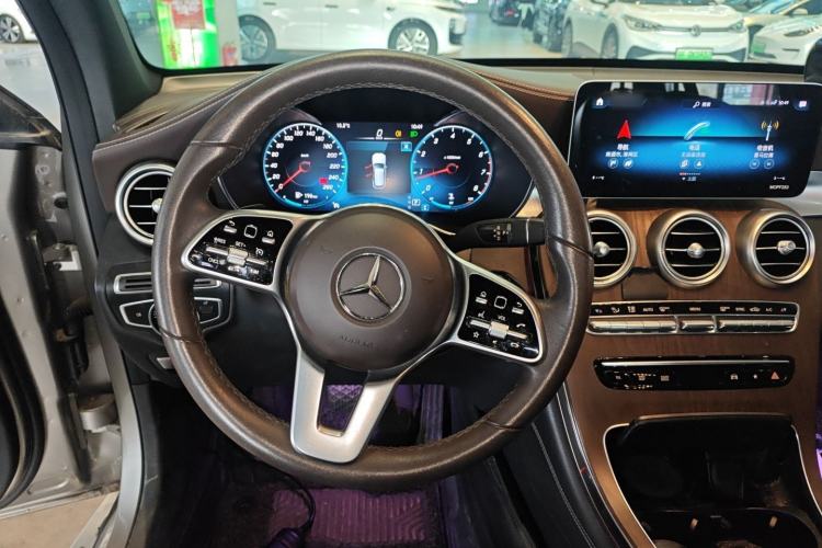 Used Mercedes-Benz GLC 2020 GLC 300 L 4MATIC Dynamic Edition Steering Wheel