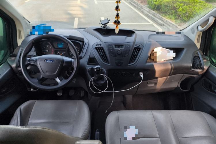 Used Ford Transit 2021 2.0T Diesel Manual Advanced Commercial Traveler Mid-axle Mid-roof 7-Seater China VI

