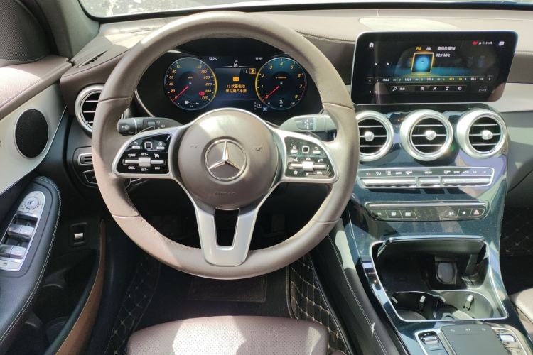 Used Mercedes-Benz GLC 2021 GLC 260 L 4MATIC Dynamic Edition
