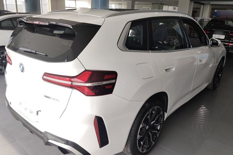 Used BMW X3 2025 xDrive30L Luxury Edition M Sport Package Rear Right 45 Deg