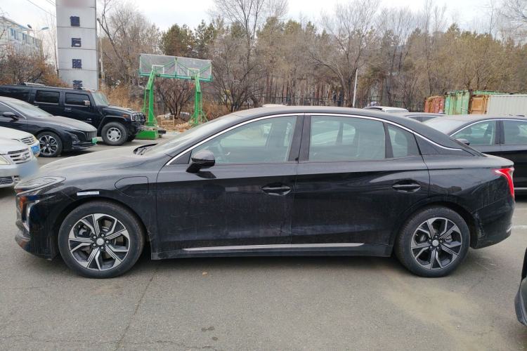 Used Hongqi E-QM5 2023 Base Travel Edition
