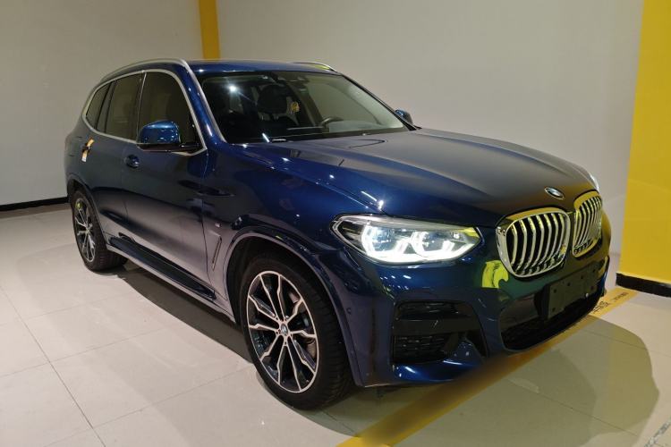 Used BMW X3 2020 xDrive30i Luxury Model with M Sport Package Front Right 45 Deg