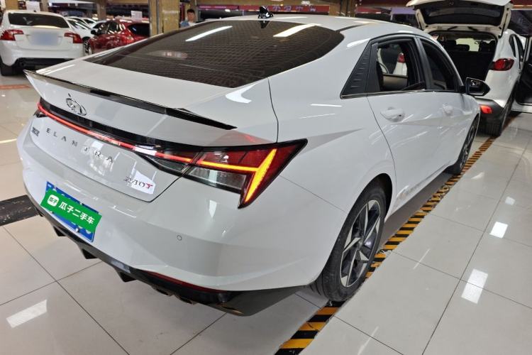 Used Hyundai Elantra 2022 240TGDi DCT LUX Prestige Edition
