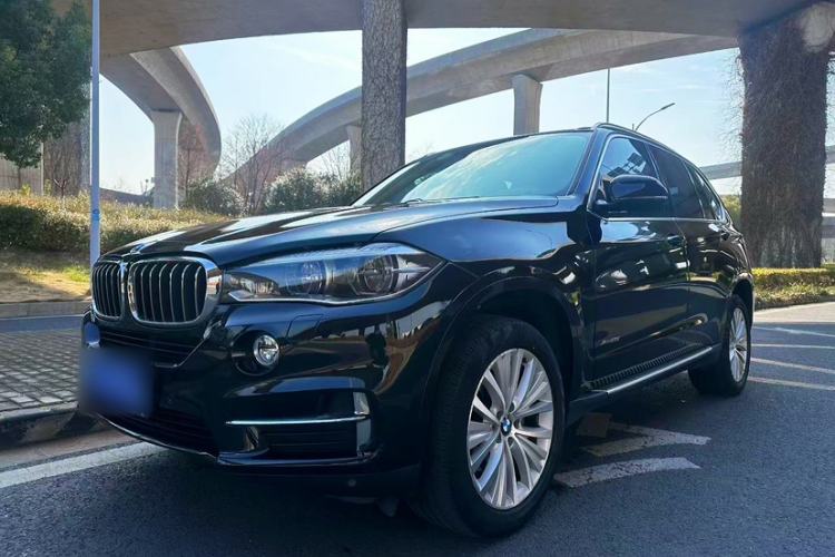 Used BMW X5 2017 xDrive28i
