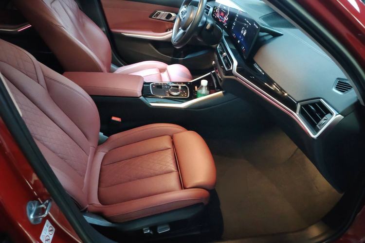 Used BMW i3 2022 eDrive 35 L
