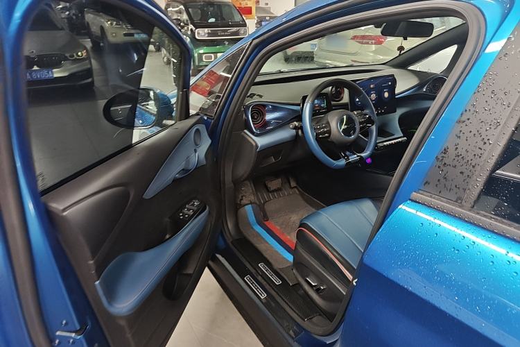 Used BYD Dolphin 2021 405 km Fashion Edition
