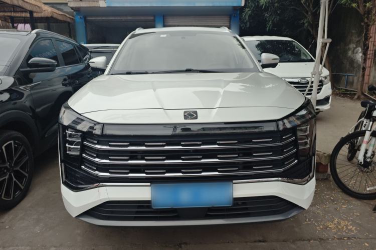 Used SOL X8 PLUS 2023 1.5 TGDI DCT Smart Edition 7-Seater