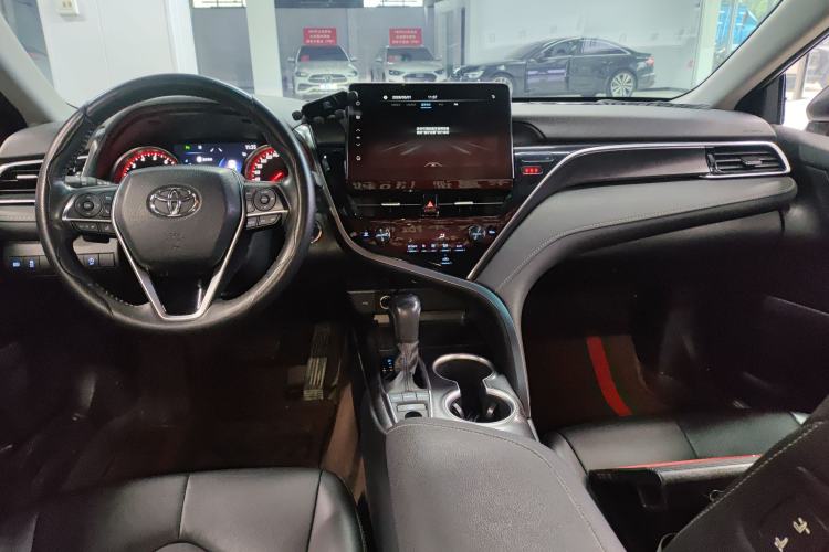 Used Toyota Camry 2023 2.0S FENGSHANG Edition
