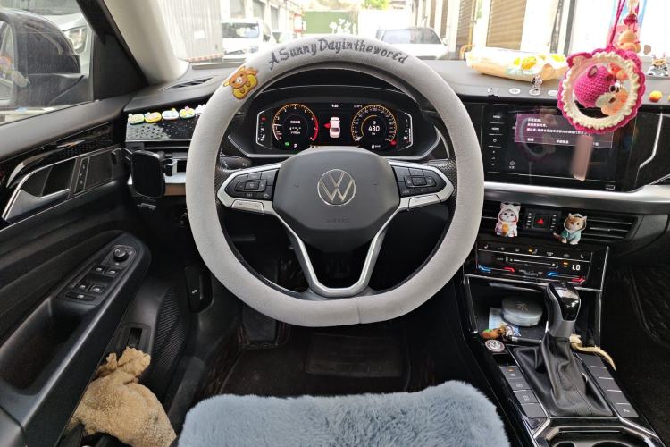 Used Volkswagen Passat 2022 330TSI Elite Edition Steering Wheel