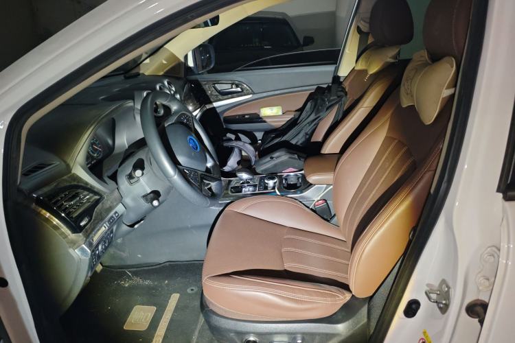 Used BYD Tang New Energy 2017 2.0T All-Wheel Drive Hyatt Model