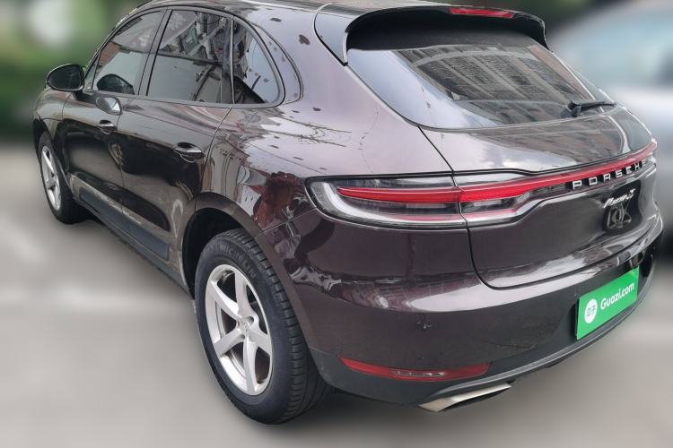 Used Porsche Macan 2018 Macan 2.0T Rear Left 45 Deg