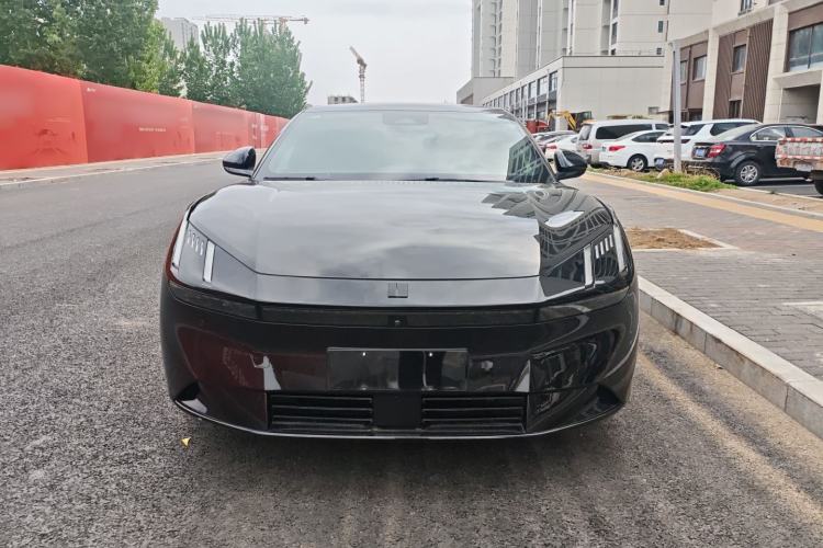 Used Lynk & Co Z10 2025 95 kWh 766 km Range Rear-Wheel Drive Max
