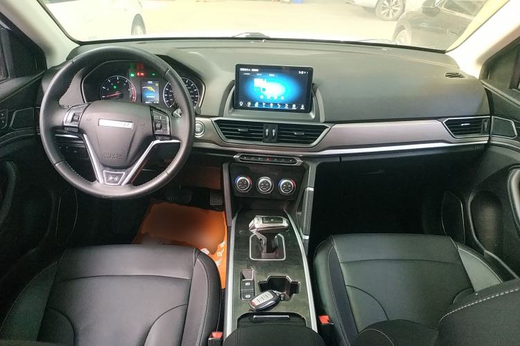 Used Haval H6 2021 Sport Edition 1.5T Automatic Elite Smart Connectivity Model U-Shape Grille Center Console