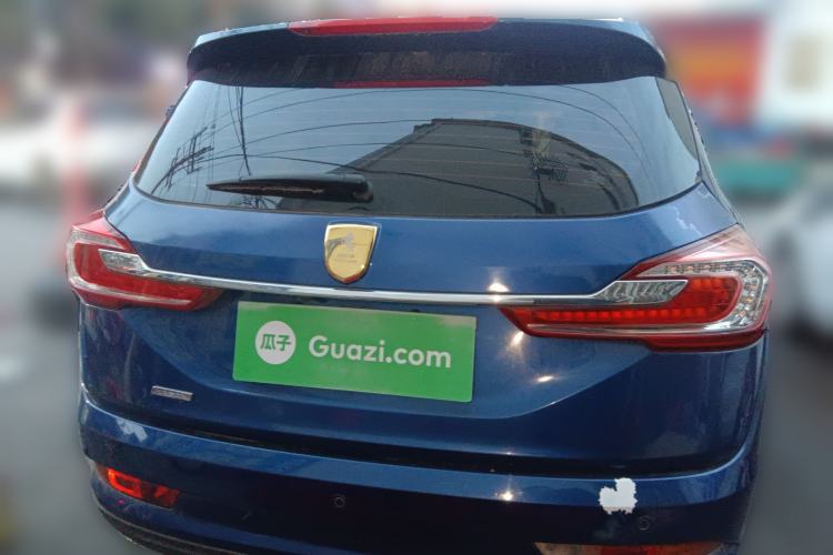 Used Baojun 310W 2017 1.5L Manual Fashion Model China V