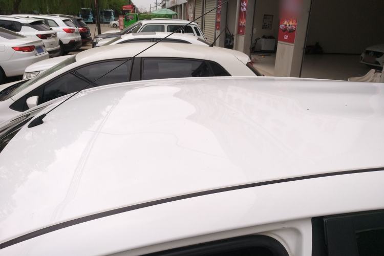 Used Toyota YARiS L Zhi Xuan 2015 1.5E Automatic Charm Edition Roof