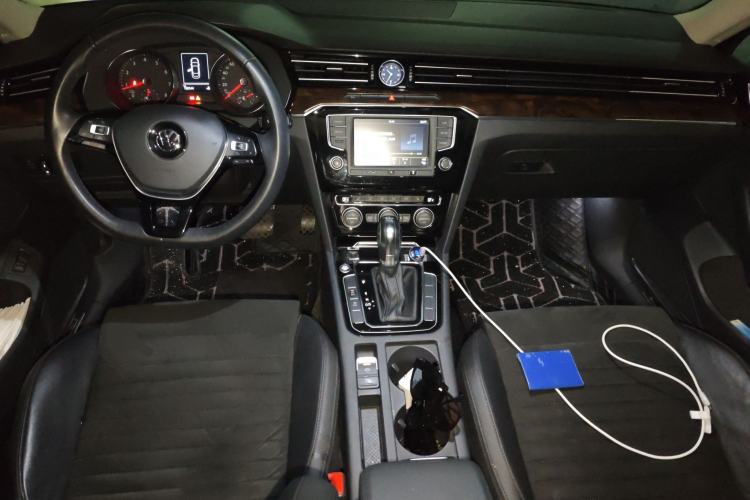 Used Volkswagen Magotan 2017 330TSI DSG Luxury Model