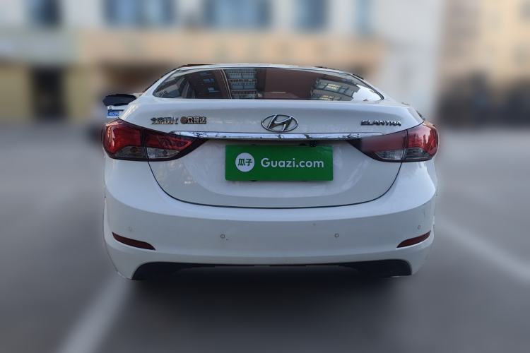 Used Hyundai Elantra (5th Generation / Langdong) 2016 1.6L Automatic Smart Version
