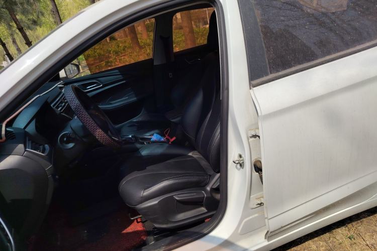 Used Roewe i5 2020 1.5L Automatic 4G Connected Linghao Edition
