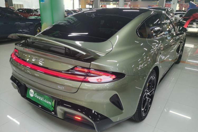 Used Xiaomi Auto SU7 2024 Four-Wheel Drive Ultra-Long Range Advanced Intelligent Driving Max Edition Rear Right 45 Deg