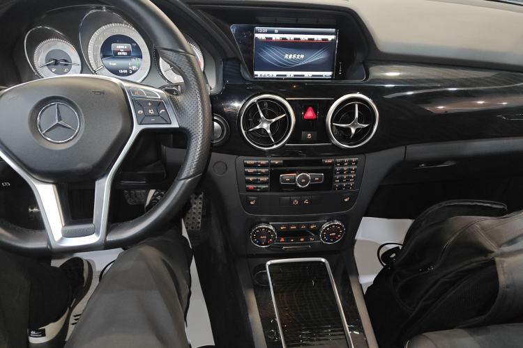 Used Mercedes-Benz GLK-Class 2015 GLK 300 4MATIC Luxury Ultimate Edition
