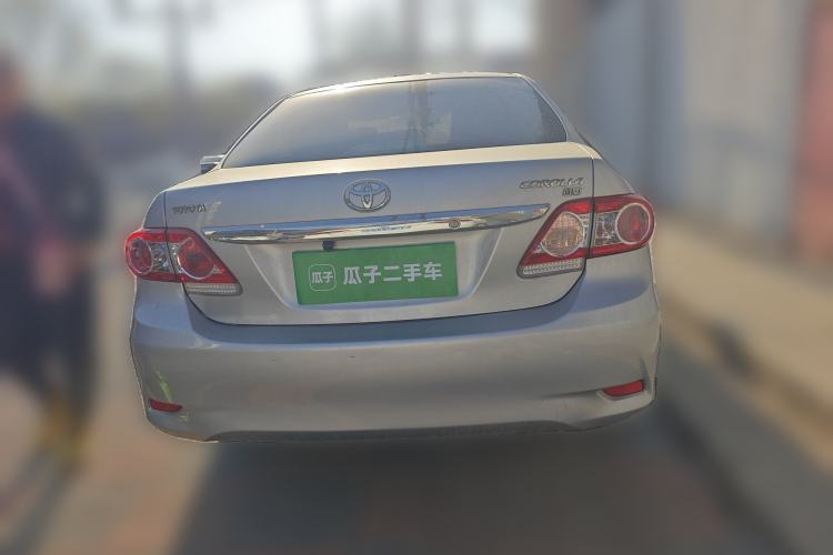 Used Toyota Corolla 2012 Luxurious Edition 1.8L CVT GL-i
