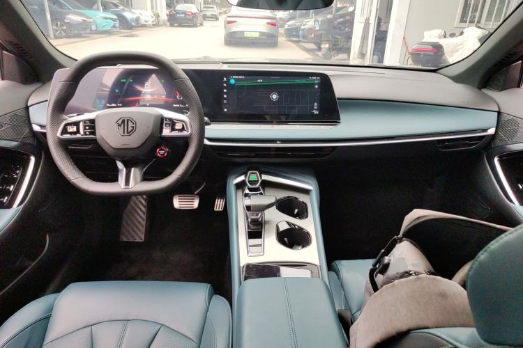 Used MG 7 2023 2.0T Automatic Hunter Luxury Edition
