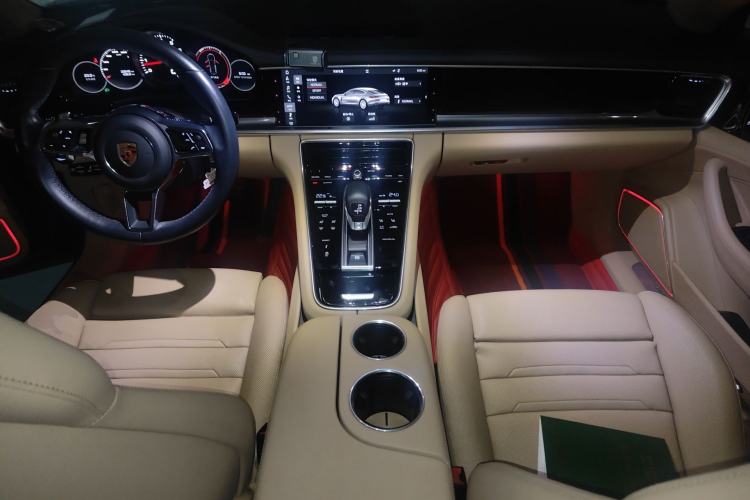 Used Porsche Panamera 2019 Panamera Executive Long Wheelbase 2.9T Center Console