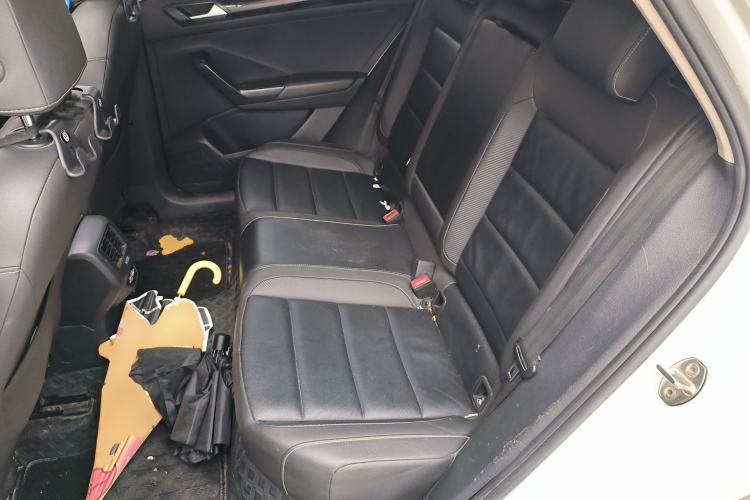 Used Volkswagen T-ROC 2020 280TSI DSG Two-Wheel Drive Comfort Version Left Rear Seat