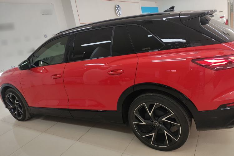 Used Audi Q5 e-tron 2022 50 e-tron quattro Glory Edition Elegant Suit
