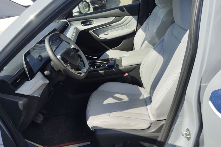 Used Venucia V DD-i 2025 Orca 150km Joyful Journey Edition
